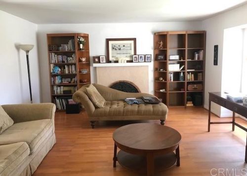 1719 Deerfield Rd, Encinitas CA  92024-3014 exterior