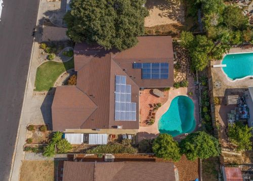 430 Willamette Dr, Vacaville CA  95688-4228 exterior