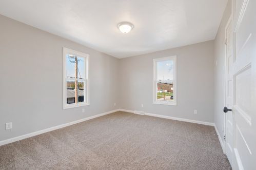 311 Vine St, South Connellsville PA  15425-4838 exterior