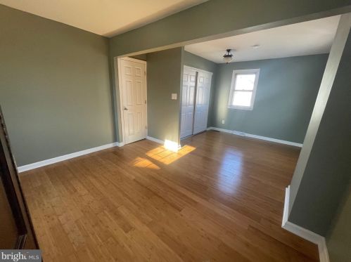 931 Center Ave, Gloucester NJ  08031-1610 exterior