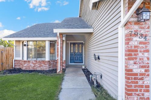 7934 Kyle Ct, Citrus Heights CA  95610-2461 exterior