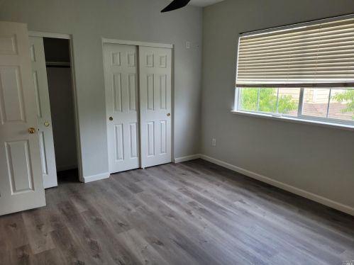 286 Mark West Commons Cir, Santa Rosa CA  95403-1284 exterior
