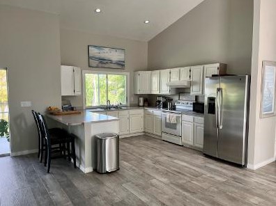 8737 Sharon St, Hobe Sound FL  33455-7225 exterior