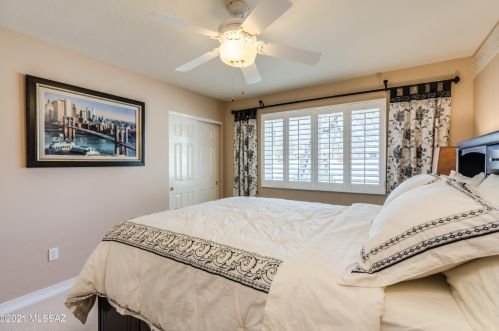 10729 Eagle Eye Pl, Tucson AZ 85737-9074 exterior