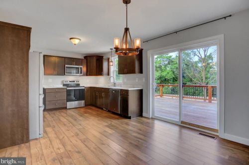 2162 Lindsay Lot Rd, Lees Cross Roads PA  17257-8539 exterior