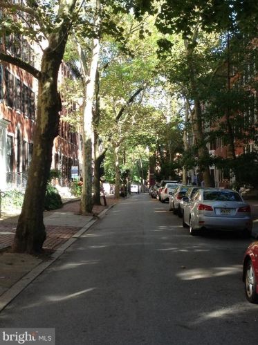 1836 Delancey St, Philadelphia PA  19103-6638 exterior