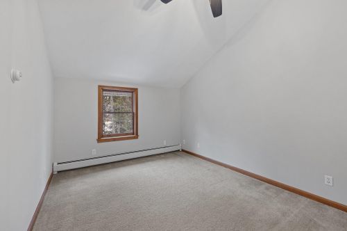12 Barry Highlands Rd, Danbury NH  03230-4700 exterior