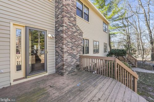 506 Sturbridge Ct, Flemington NJ  08822-2020 exterior