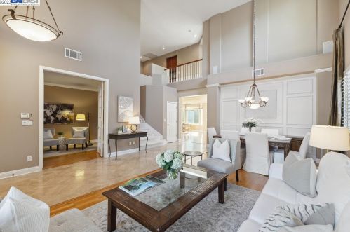 60 Shelterwood Dr, Danville, CA 94506-4762