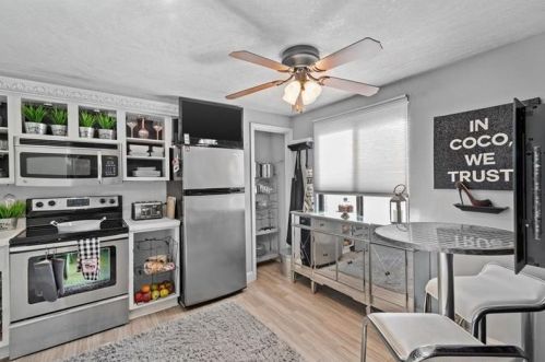 1769 Patrick Pl, Library, PA 15129-9207