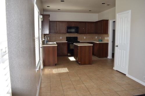2124 Scott Creek Dr, Oak Point TX  75068-4863 exterior