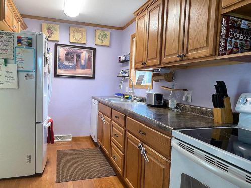 905 Franklin St, Watertown WI  53094-7007 exterior