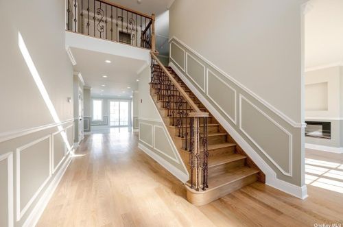 161 Lucille Ave, Floral Park NY  11003-2723 exterior