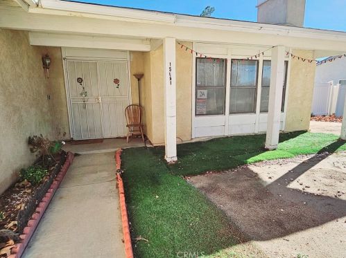 15061 Arlette Dr, Victorville, CA 92394-2025
