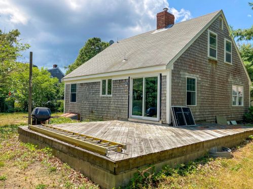 70 Pond Rd, Chatham, MA 02633-1549