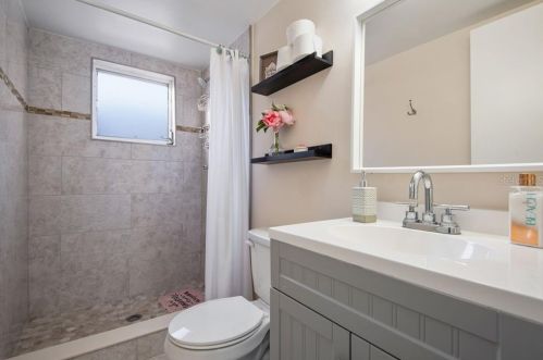 8519 Moulton Dr, Port Richey FL  exterior