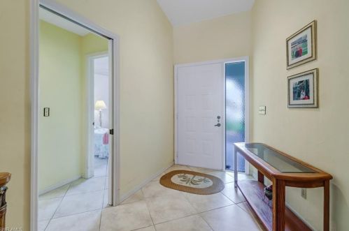 781 Kings Way, Naples, FL 34104-4929