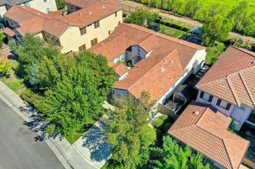 11913 Pyxis Cir, Rancho Cordova CA  95742-8055 exterior