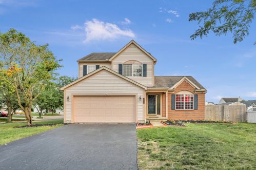 144 Bellebrooke Dr, Pataskala, OH 43062-7340