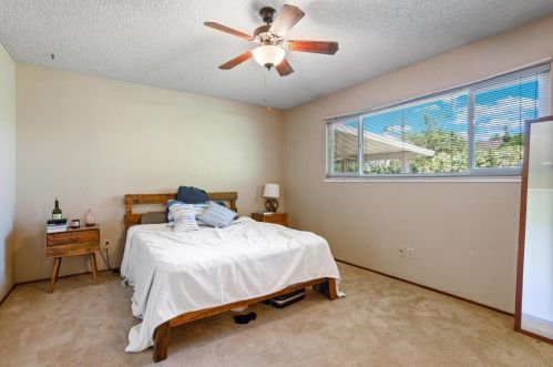 661 Hillsdale Dr, Turlock CA  95382-0515 exterior