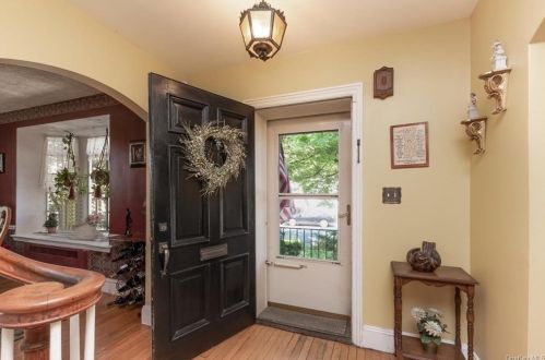 402 Rich Ave, Mount Vernon, NY 10552-2244