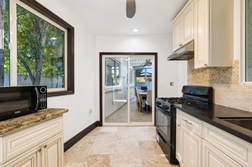 2340 Robinhood Pl, Orange CA  92867-1851 exterior