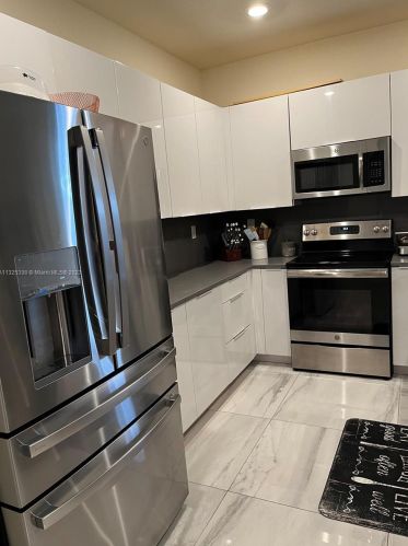 10307 34th Ct, Hialeah FL  33018-1879 exterior