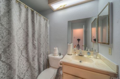 725 Dallas Ave, San Bernardino CA  92410-1127 exterior