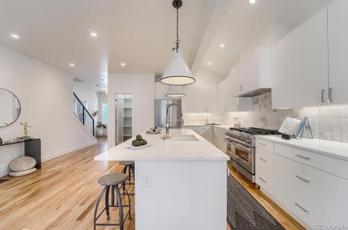 1241 Jackson St, Denver CO 80210-6616 exterior