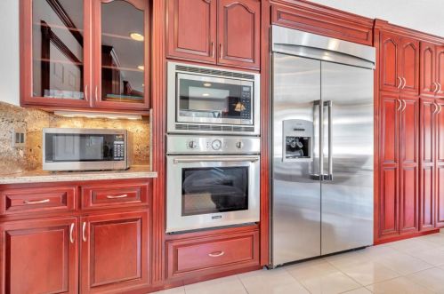 1066 Cross Springs Ct, San Jose CA  95120-1516 exterior