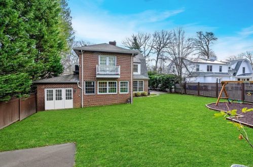 105 Pelhamdale Ave, New Rochelle NY  10803-2210 exterior