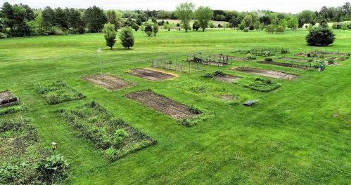 1 Fir Trl, Wisconsin Dells WI  53965-8848 exterior