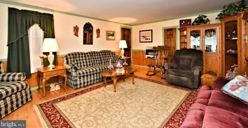 325 Lewis Rd, Limerick PA 19468-1510 exterior