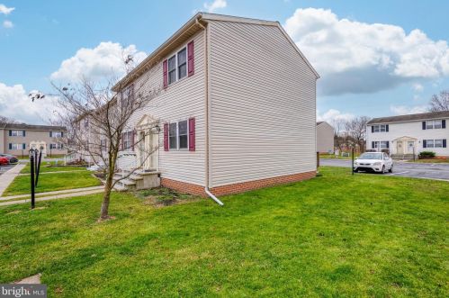 173 Center St, Hanover, PA 17331-2843