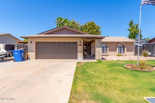 836 Briar, Mesa, AZ 85204-4538