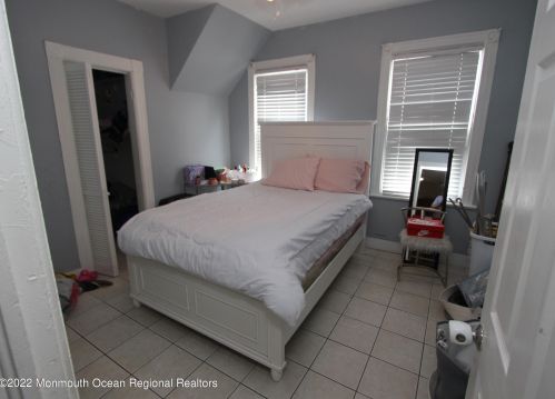 305 Lawrie St, Perth Amboy, NJ 08861-3311