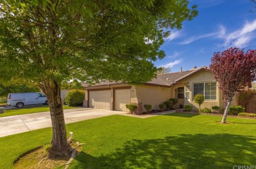 1549 Sutherland St, Lancaster, CA 93534-5187