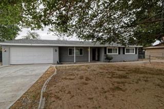 10347 Maple Ave, Hesperia, CA 92345-2726