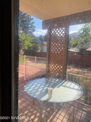 380 Montazona Trl, Sedona AZ 86351-7519 exterior