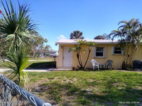 401 Crown Blvd, Melbourne, FL 32901-8605