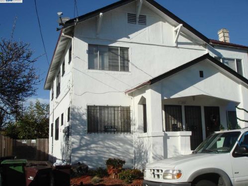 1255 106th Ave, Oakland, CA 94603-3813