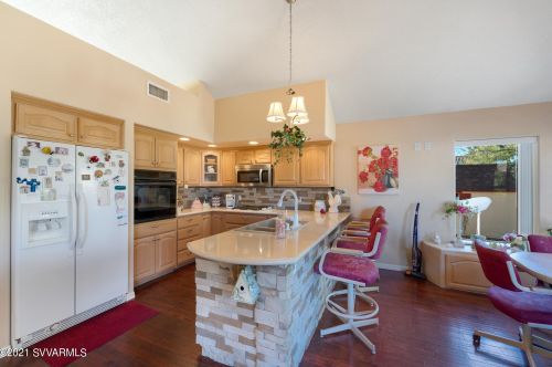 15 Concho Dr, Sedona AZ 86351-7953 exterior