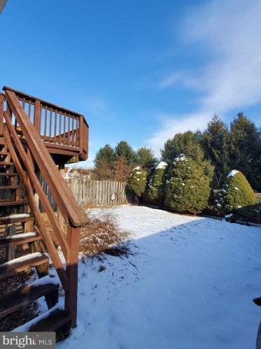 38 Orch Ct, Limerick PA 19468-2910 exterior