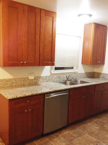 411 Lincoln Ave, Bakersfield, CA 93308-3365