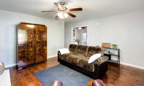 642 Dodds Dr, Woodland CA  95776-4258 exterior