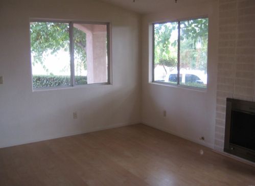 2914 Mobley St, San Diego CA 92123-3037 exterior