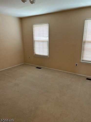 307 Gettysburg Way, Lincoln Park NJ  07035-1835 exterior