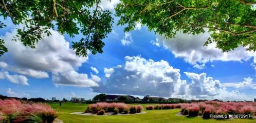 1430 Wilderness Rd, West Palm Beach, FL 33409-2021