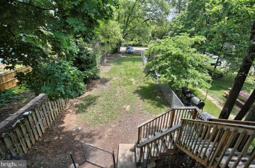 529 West St, Carlisle PA  17013-2838 exterior