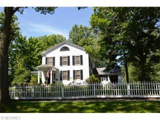 92 College St, Hudson OH  44236-2909 exterior